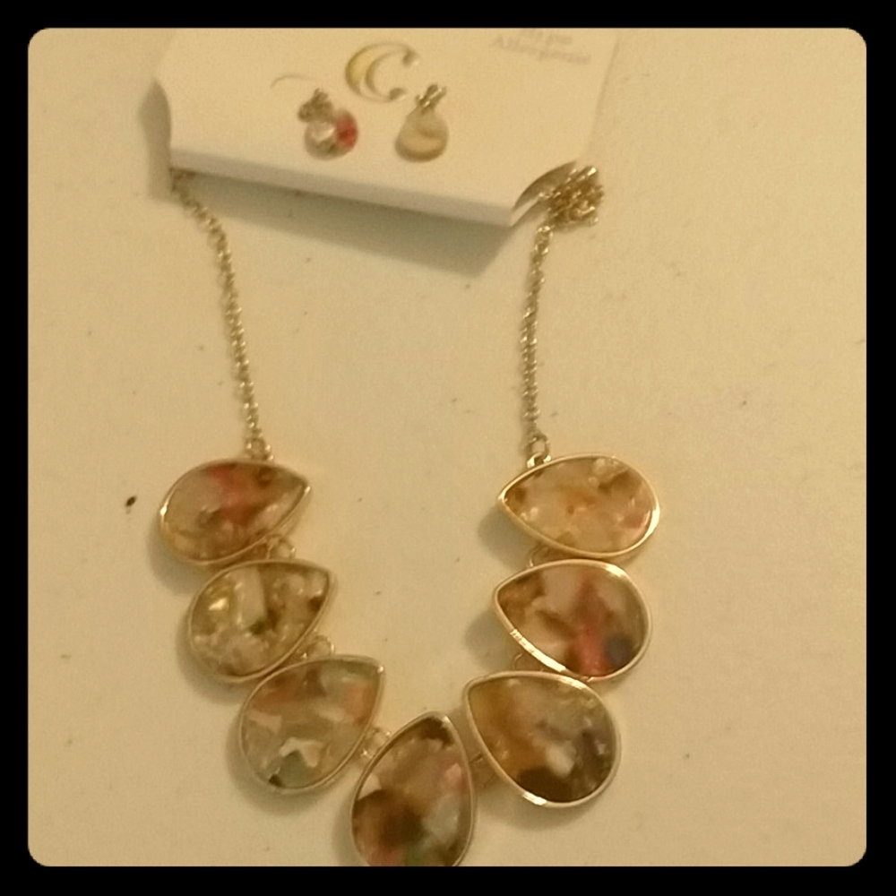 Charming Charlie Necklace Set